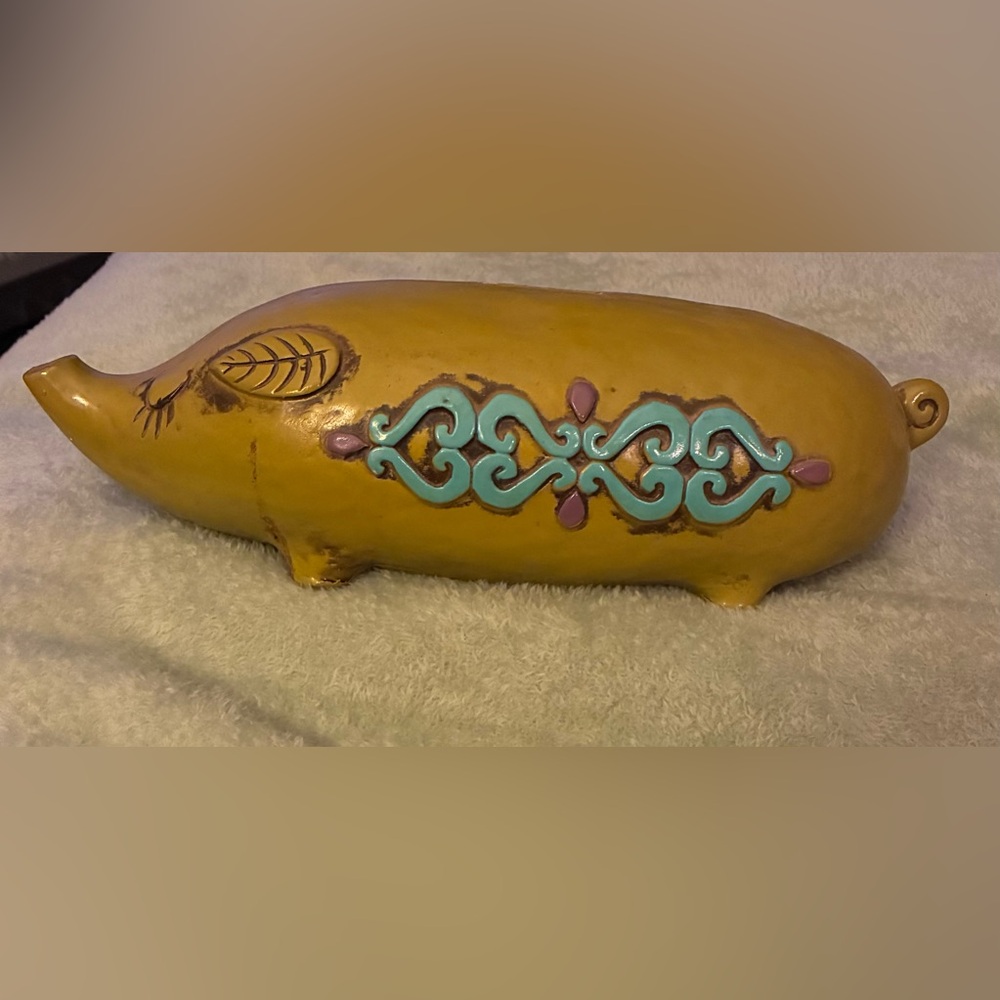 VINTAGE PRIDE CREATIONS OLIVE MONEY BOX PIGGY BANK ART PAINTED PIG STATUE